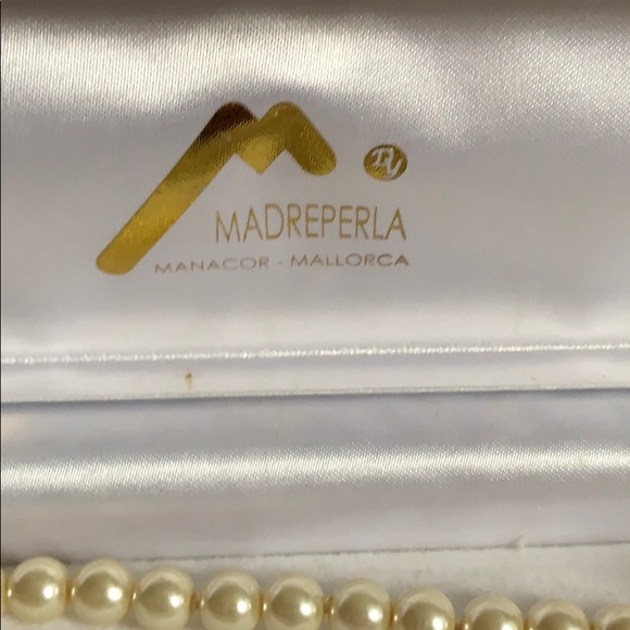 Pearl necklace - Picture 2 of 4